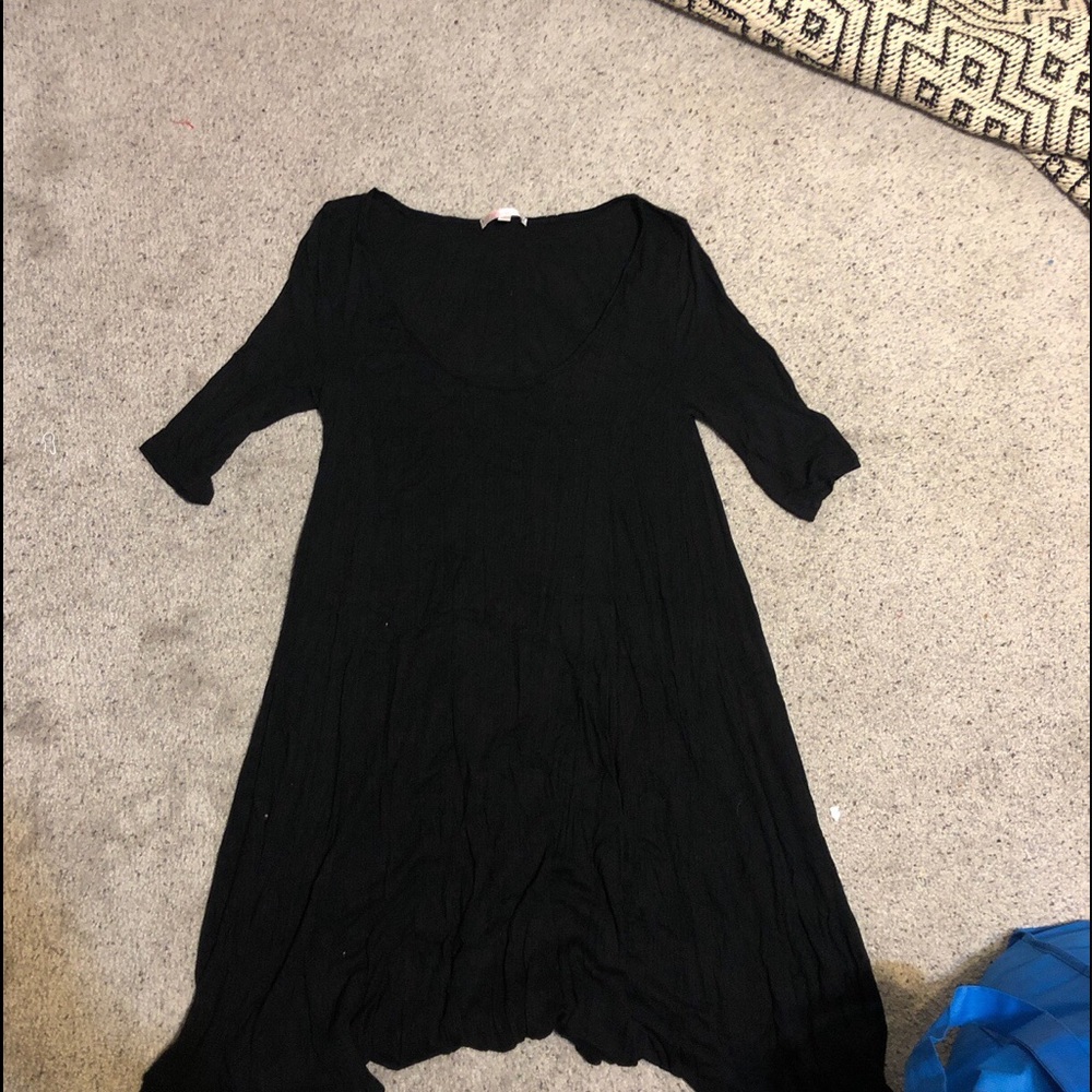 black shift dress